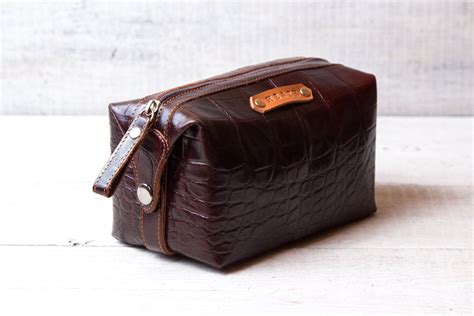 monogrammed men's toiletry bags